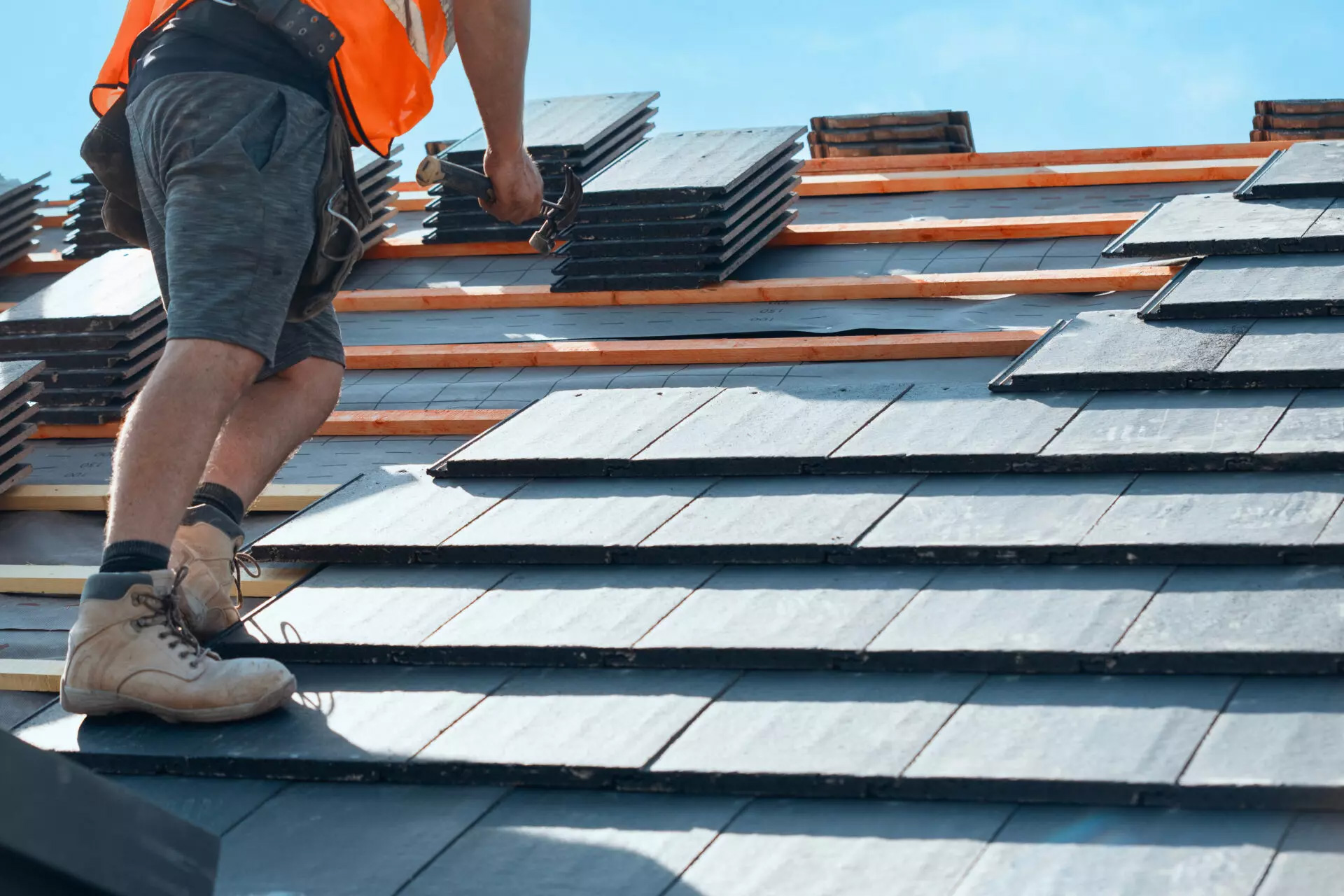 Beautiful Tile Roofing in Burbank & Los Angeles, CA in Burbank CA